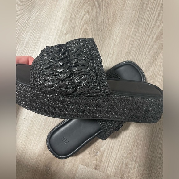 Espadrille Style Platform Sandals! Worn Once! 🩷 - Picture 6 of 12